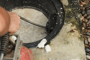 pulizia pozzetto degrassatore	
