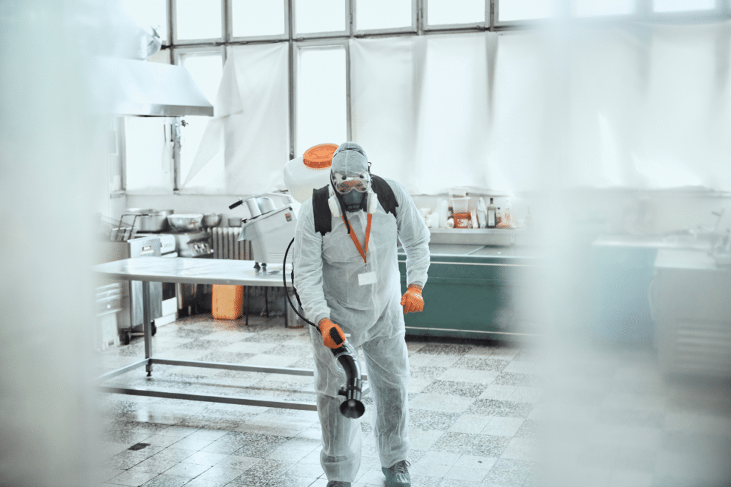 Pulizia approfondita cucine ristoranti